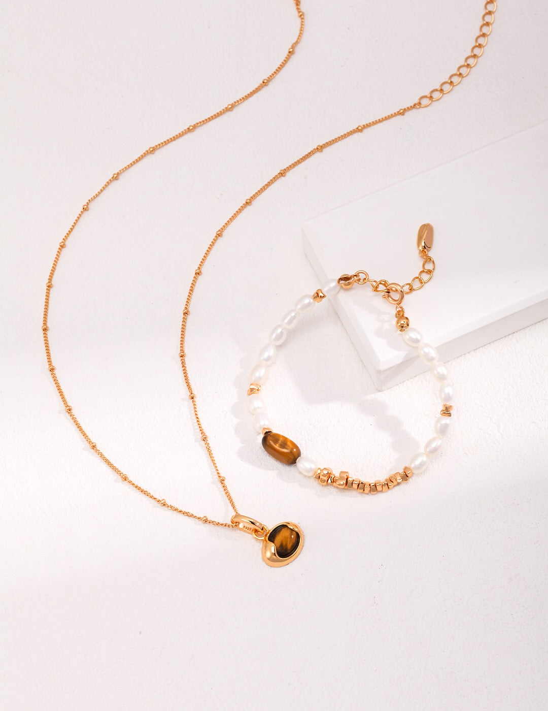 Tiger Eye Stone Pearl Bracelet