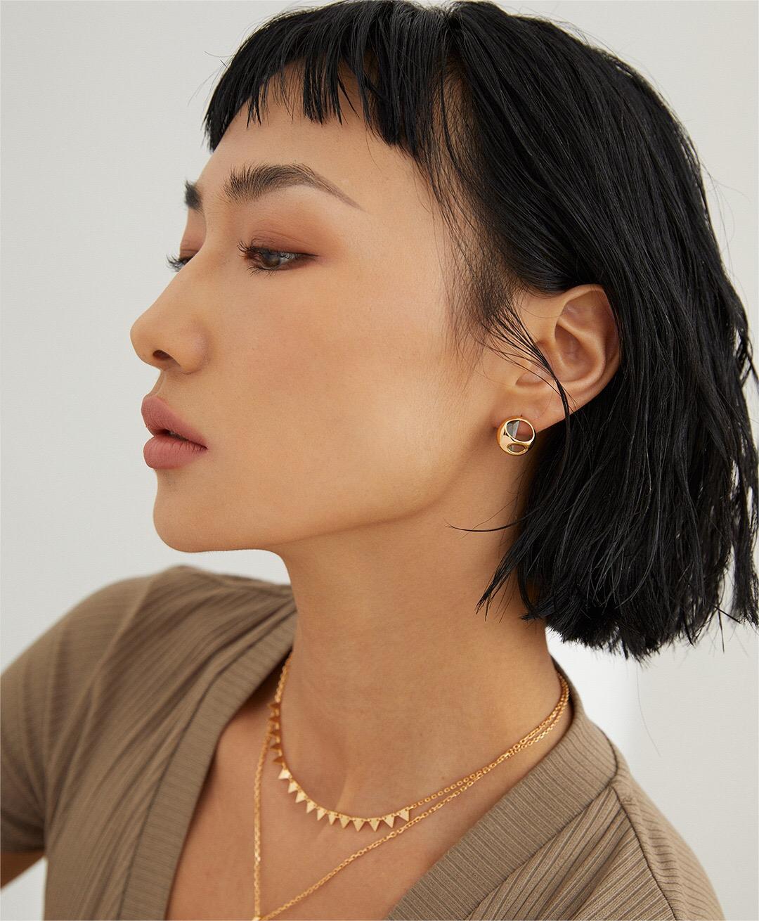 Geometric Triangle Chocker Necklace