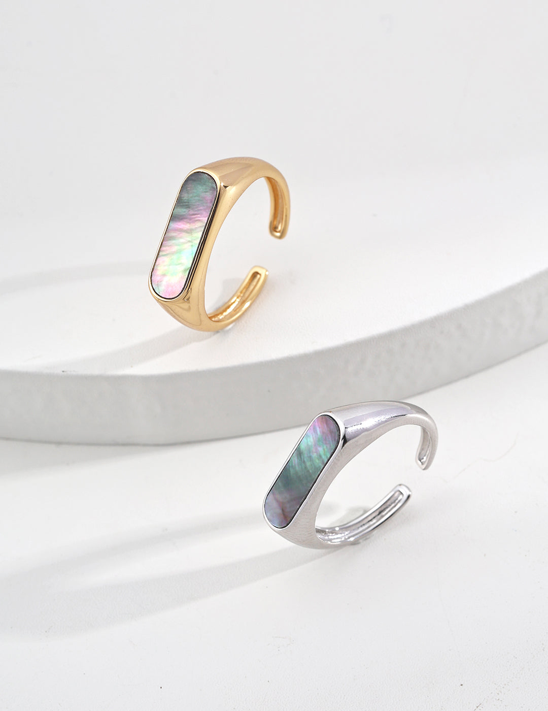 Minimalist Black Shell Open Ring