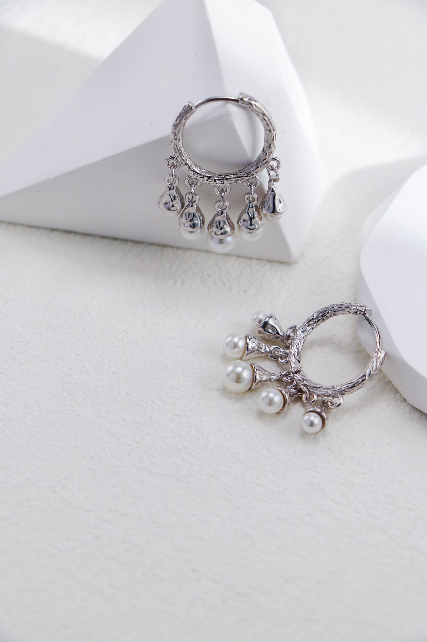 Minimalist Shell Beads Earrings
