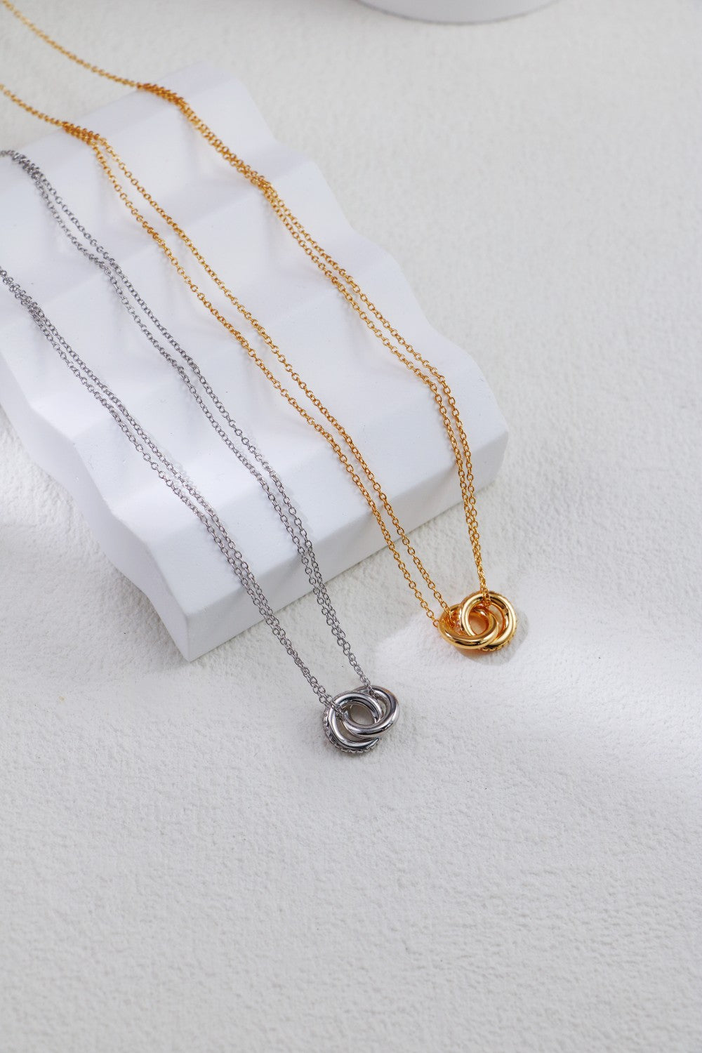 Double Circle Zircon Necklace
