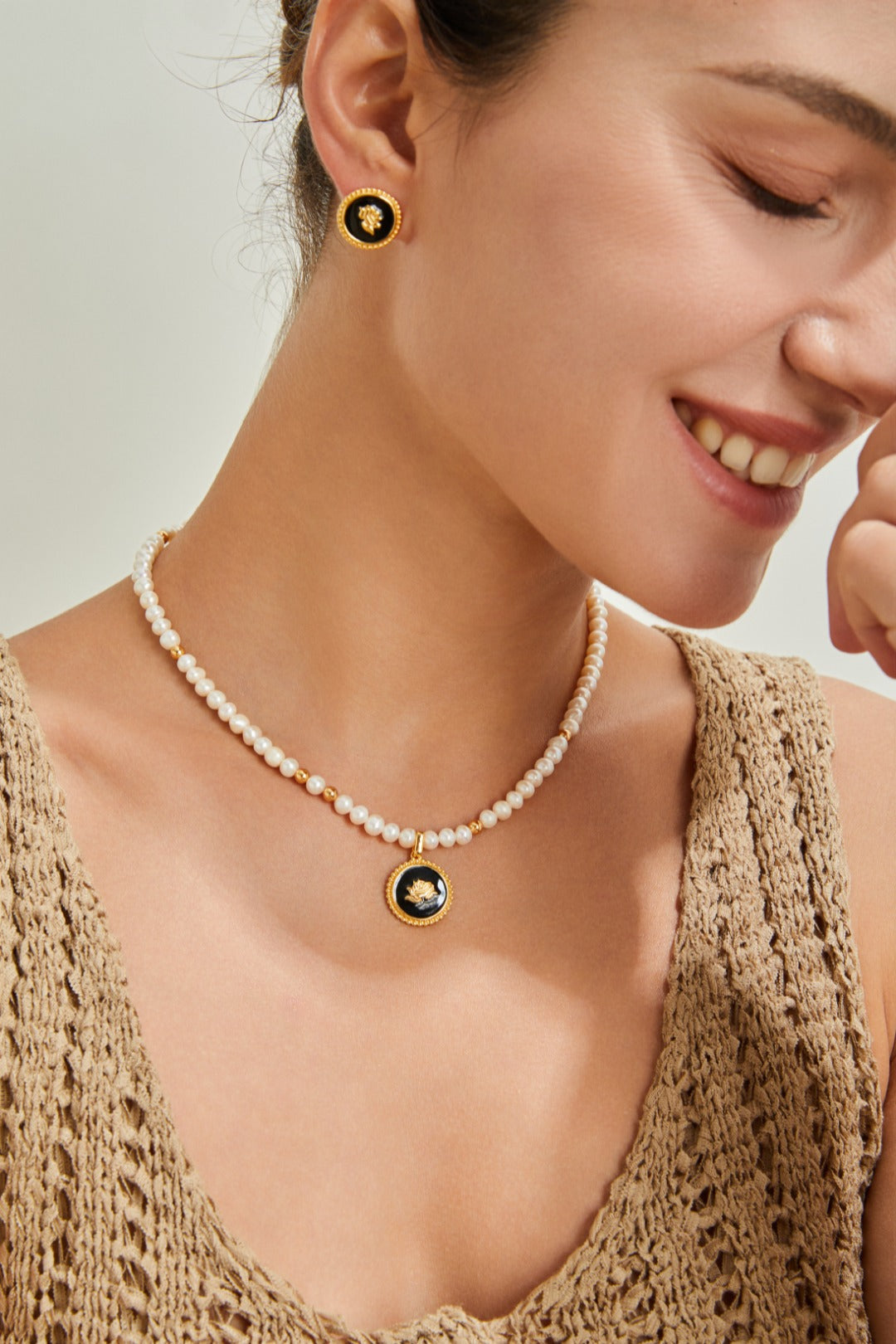 Round Glazed Rose Flower Stud
