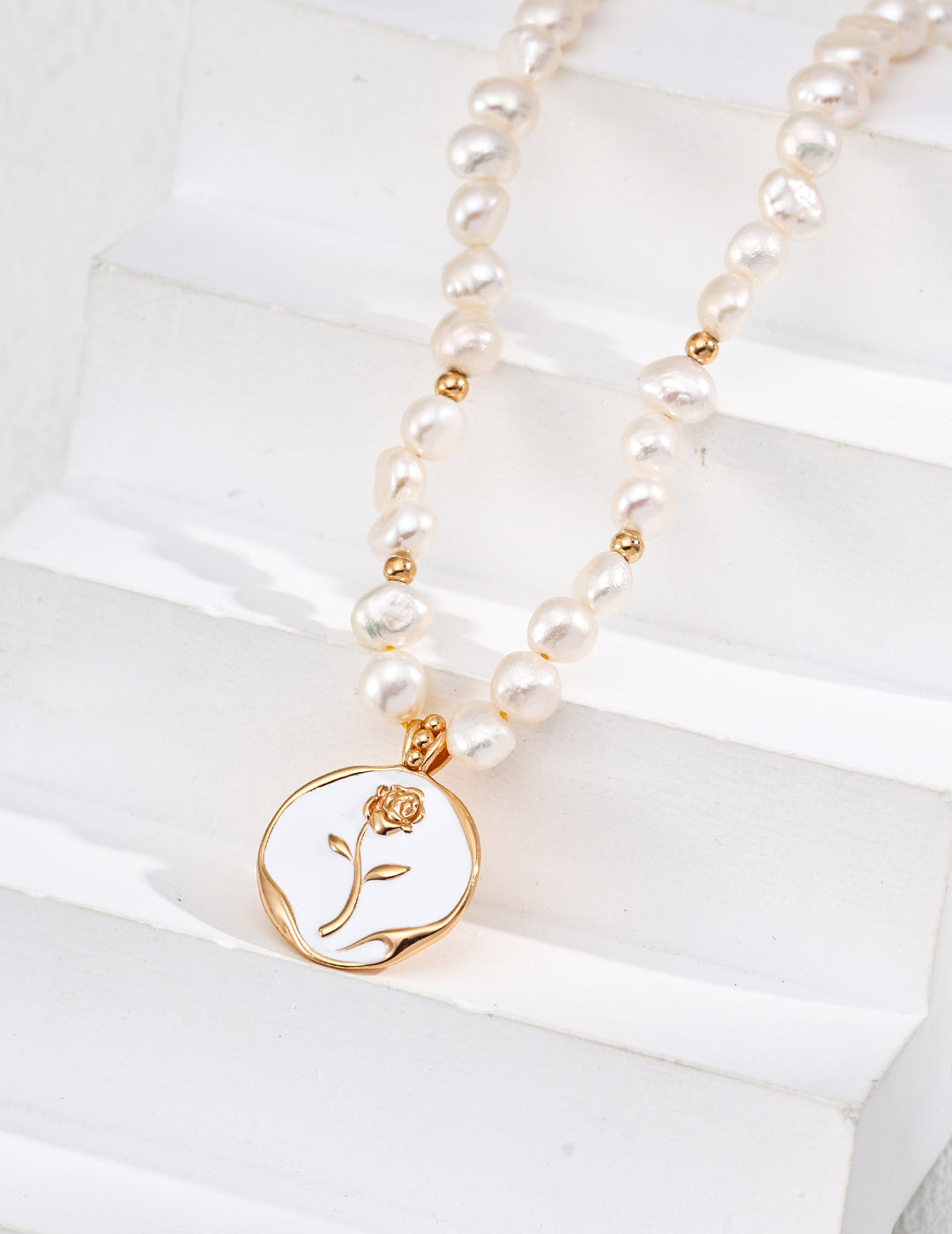 Natural Pearl Drip Glaze Rose Pendant Necklace