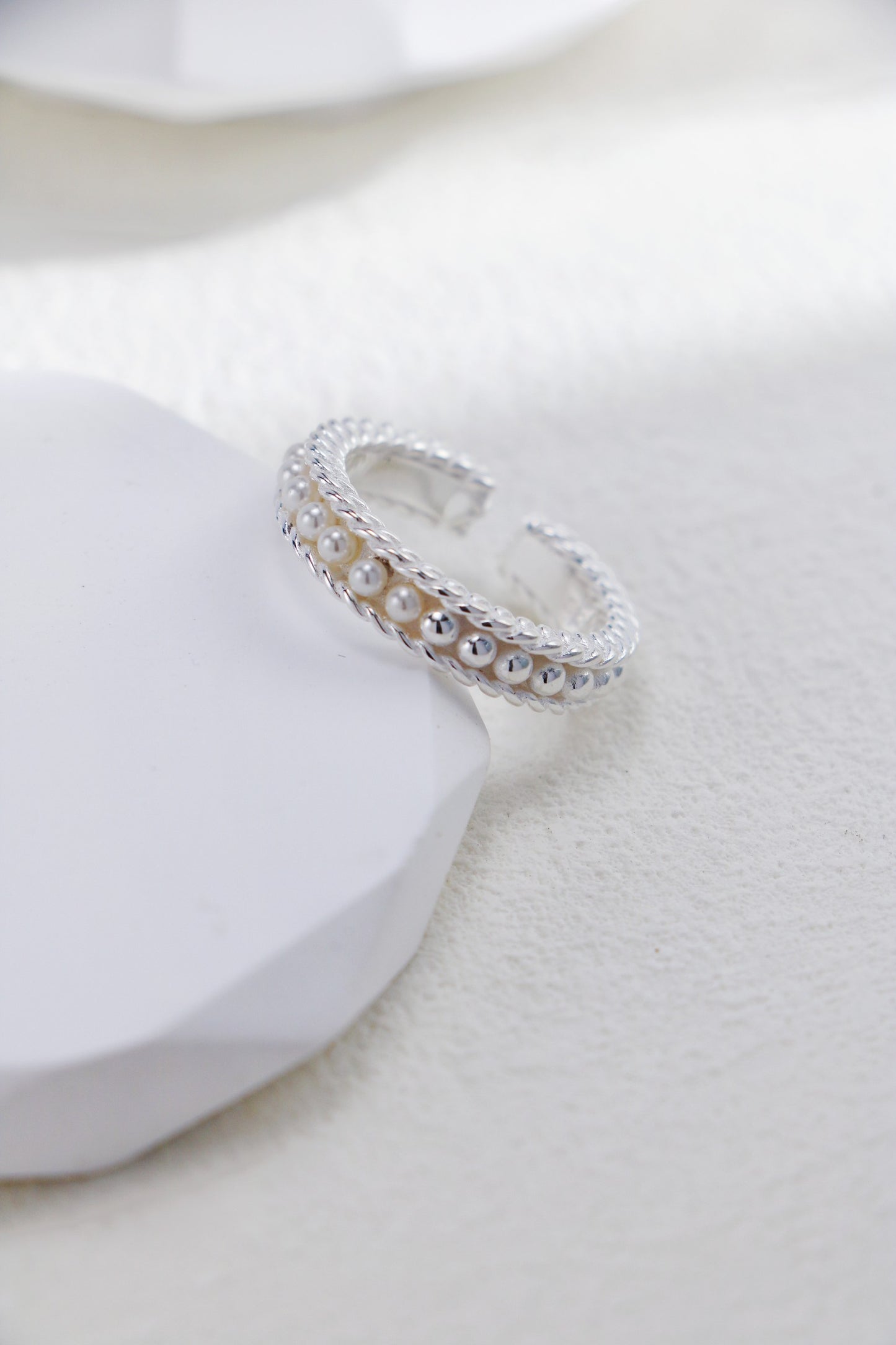 Shell Pearl Ring