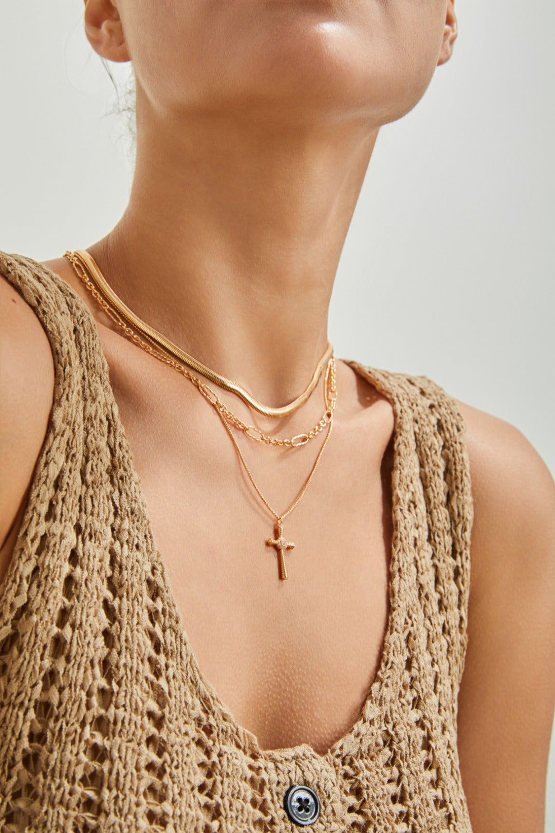Fashion Cross Pendant Necklace with Zircon