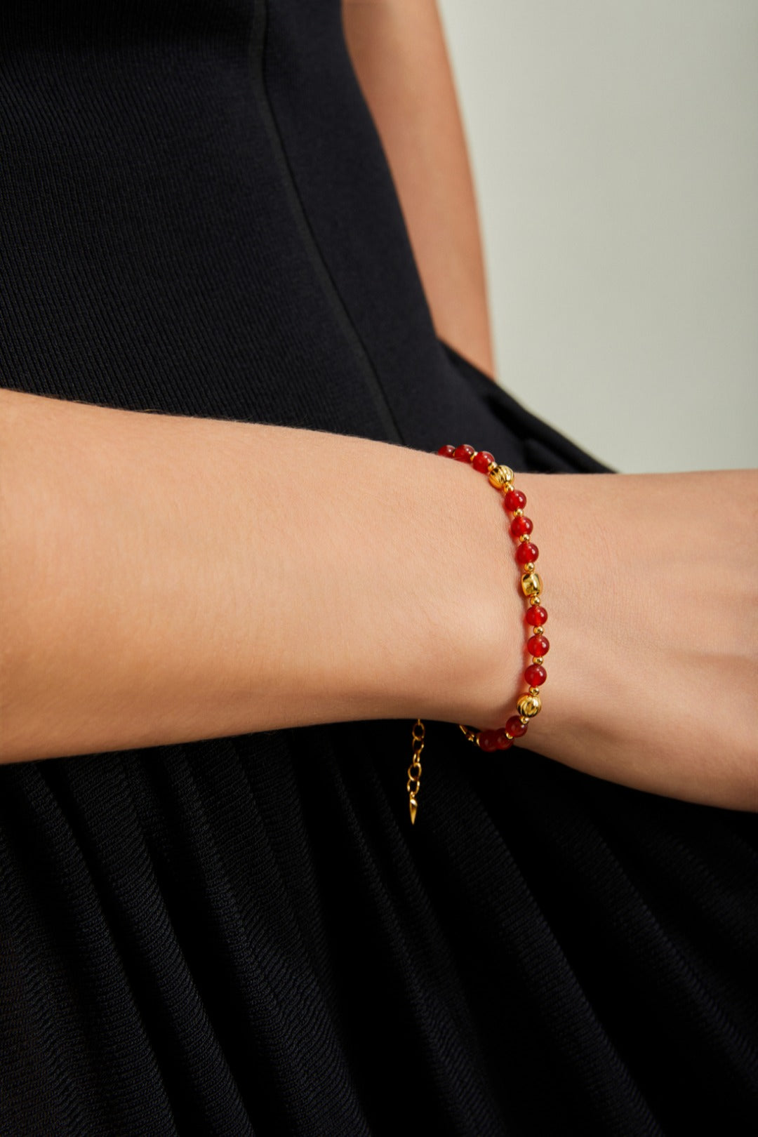 Red Agate / Black Onyx / Blue Moonstone Bracelet