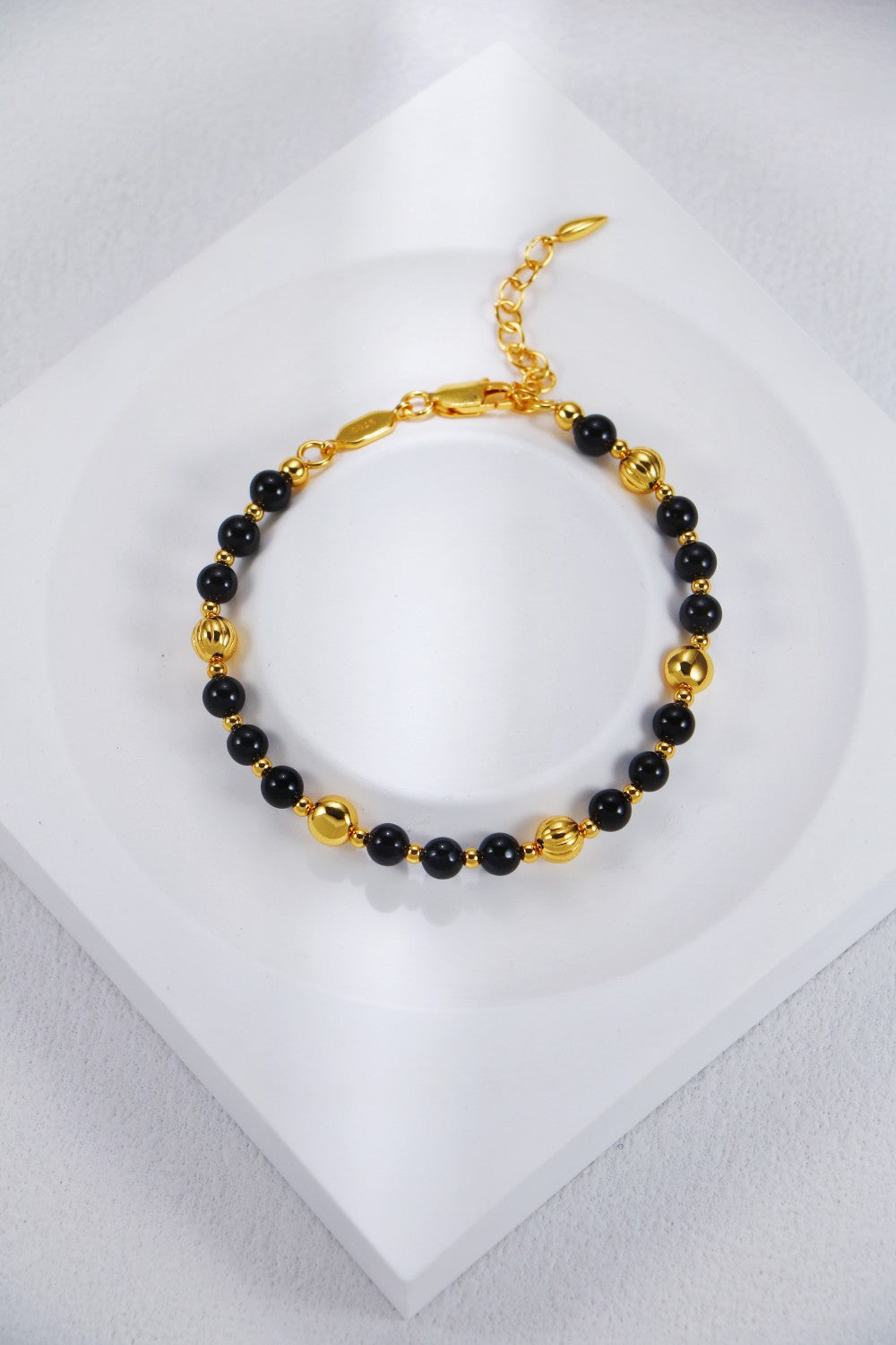 Red Agate / Black Onyx / Blue Moonstone Bracelet