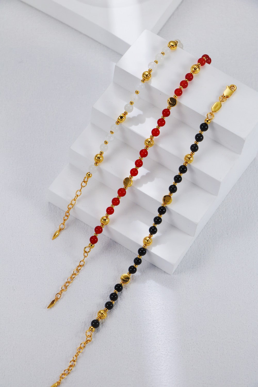 Red Agate / Black Onyx / Blue Moonstone Bracelet