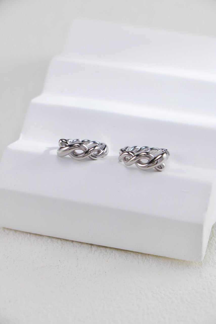 Minimalist Twisted Hoop Earrings