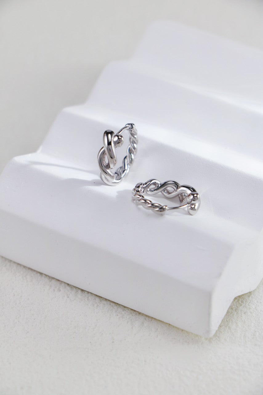 Minimalist Twisted Hoop Earrings