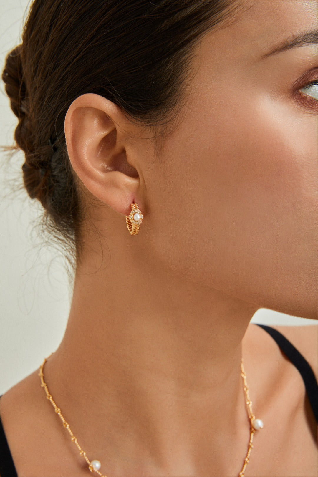 Double-layered Twisted Pearl Earrings