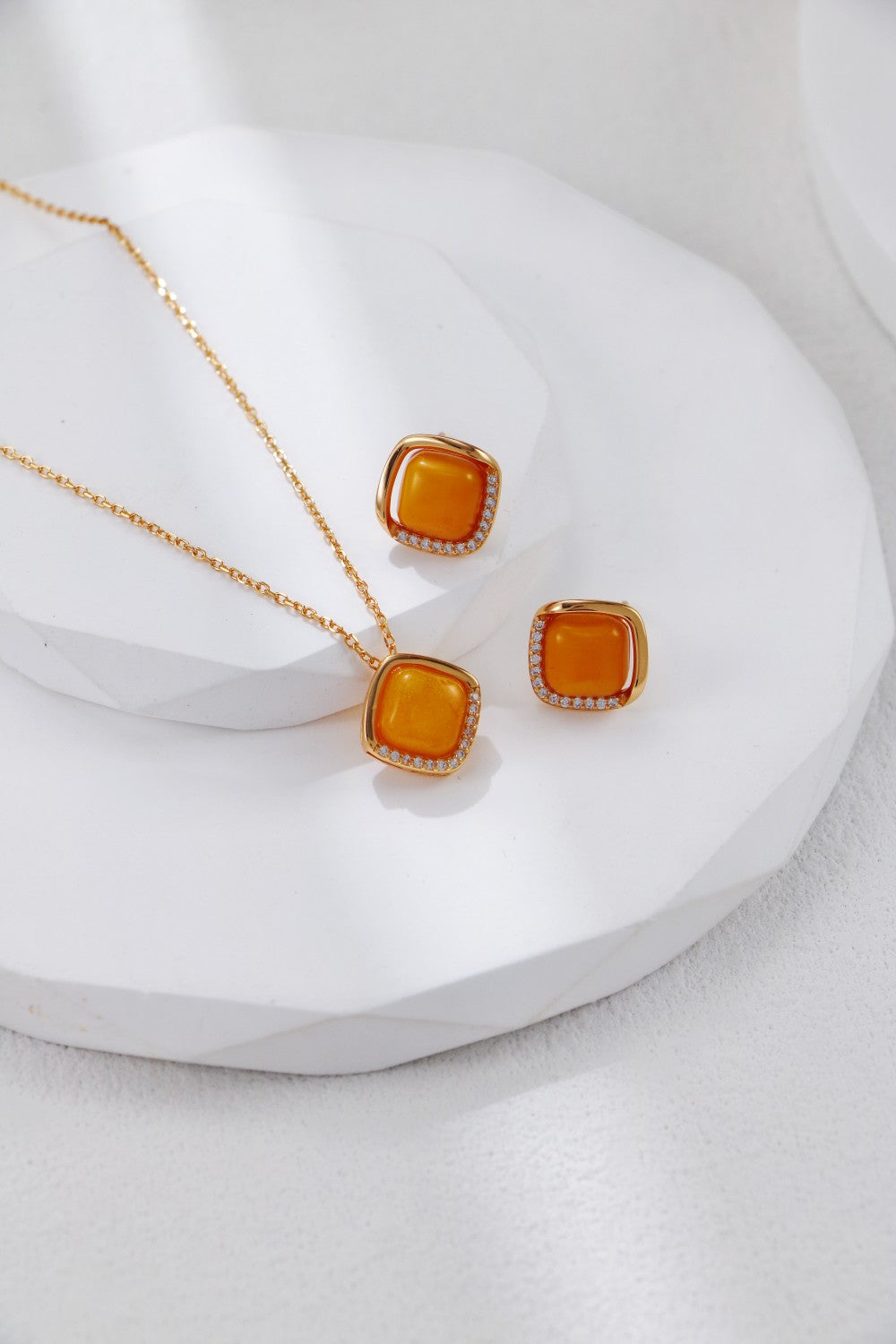Vintage Gold Amber Necklace with Zircon