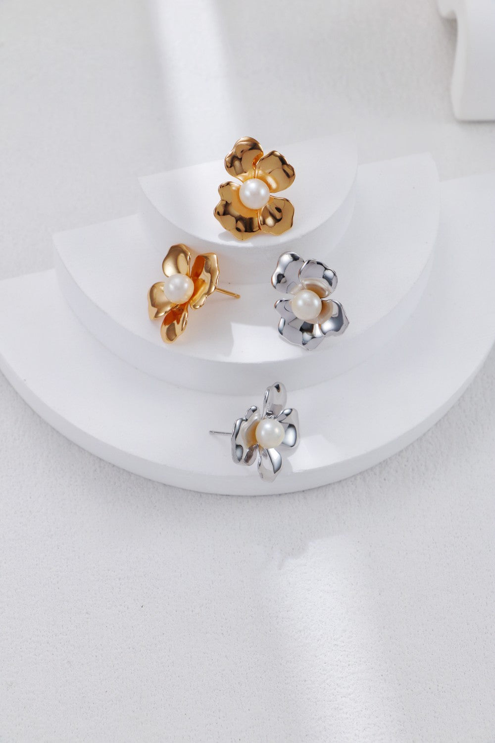 Metal Petal Pearl Earrings