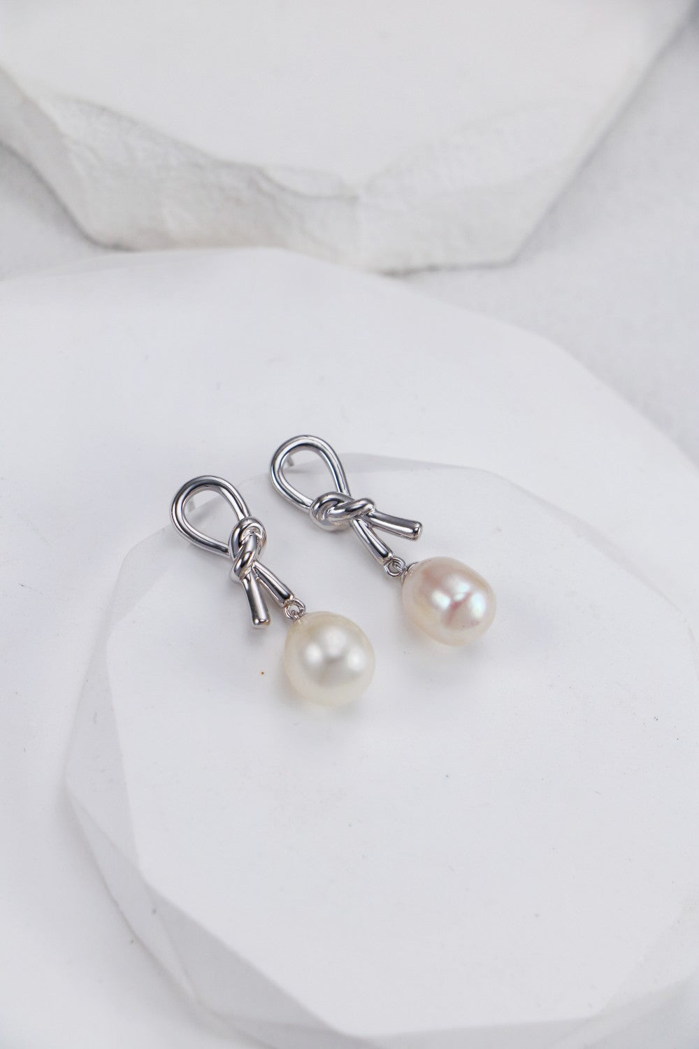 Ruyi Knot Pearl Earrings