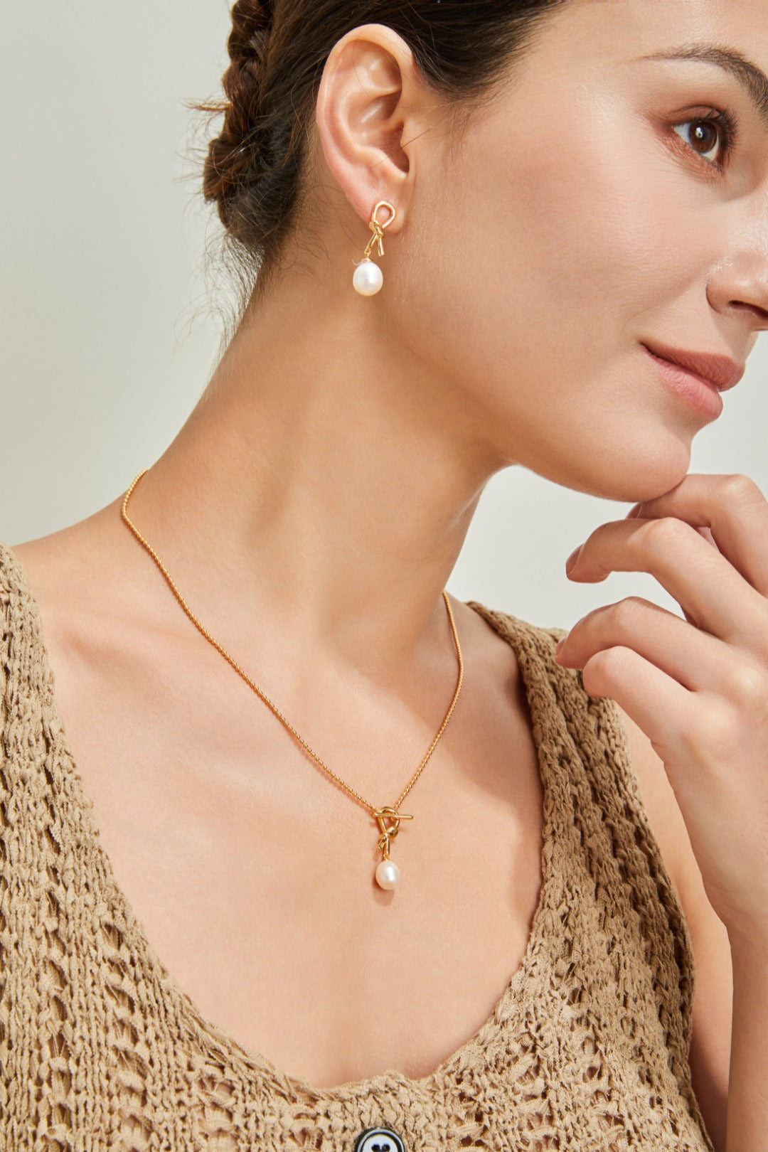 Ruyi Knot Pearl Necklace