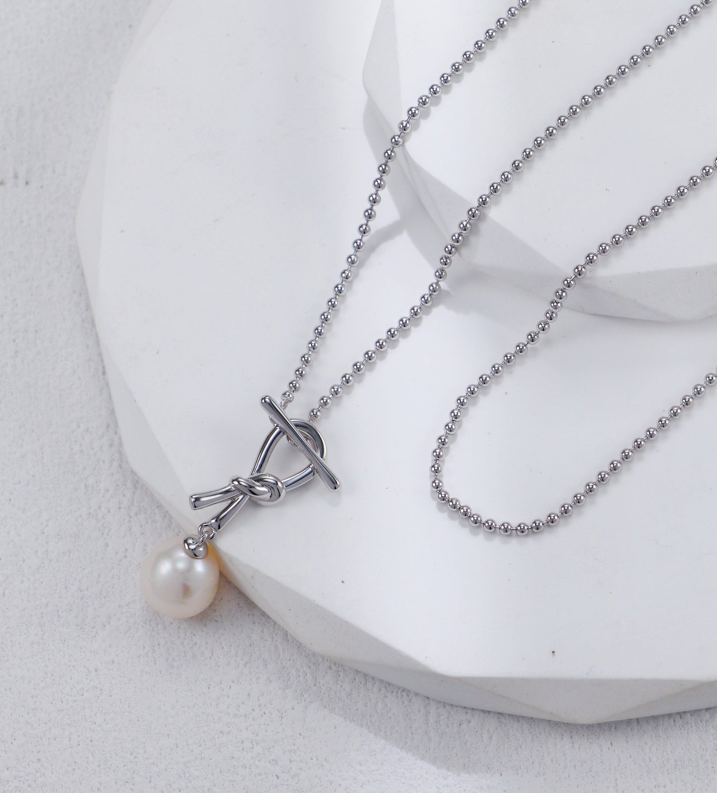 Ruyi Knot Pearl Necklace