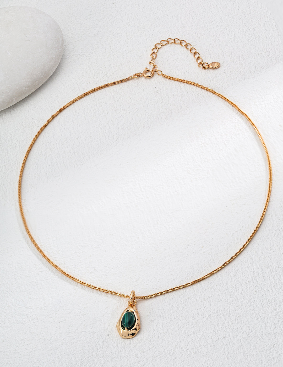 Natural Tiger Eye Stone and Malachite Pendant Necklace