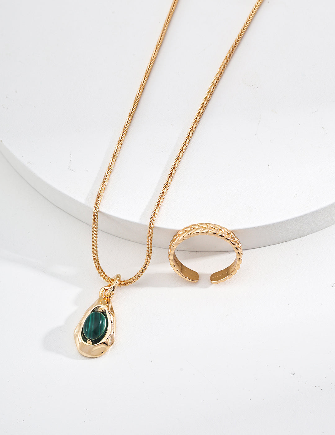 Natural Tiger Eye Stone and Malachite Pendant Necklace