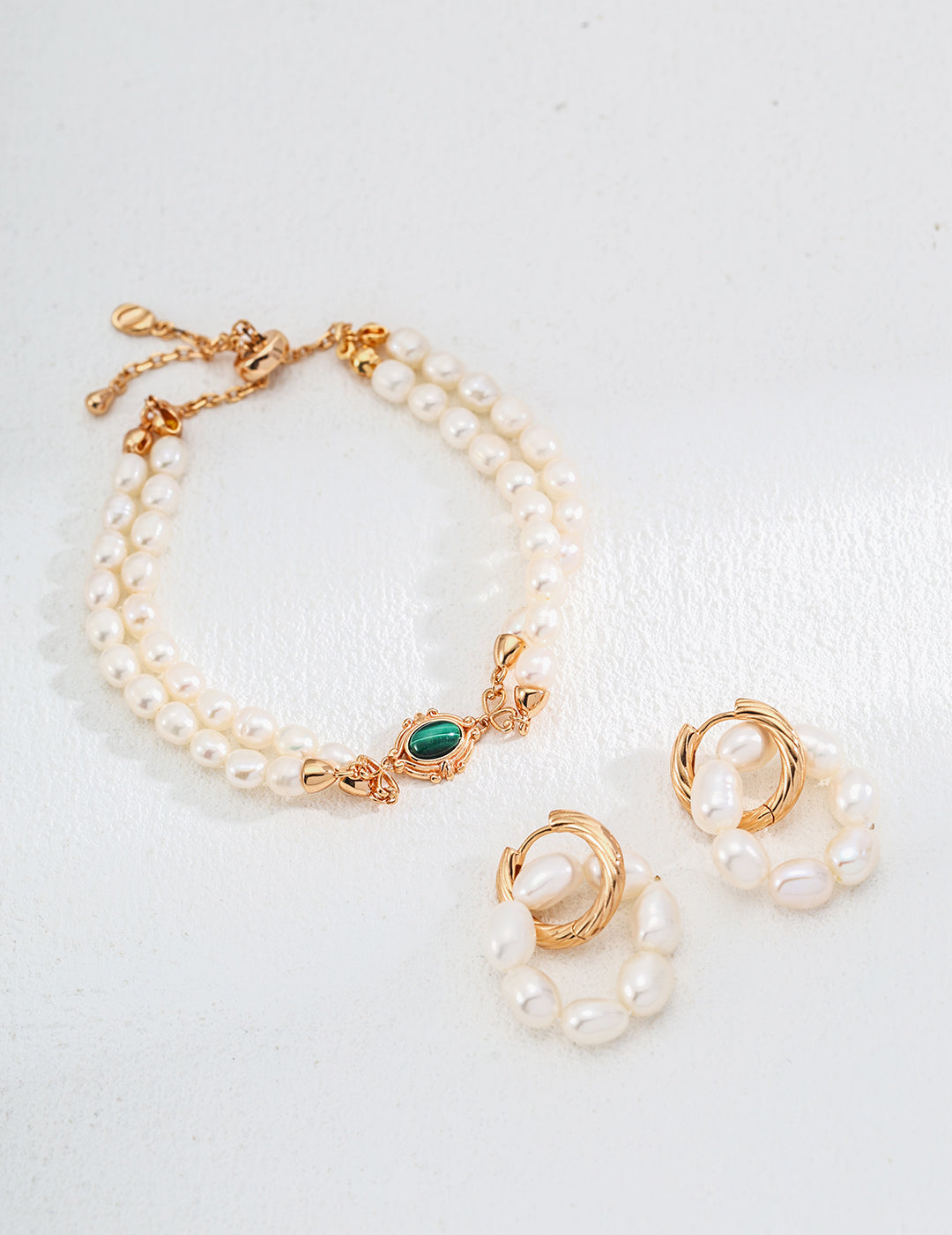 Minimalist Natural Pearl and Malachite Bracelet