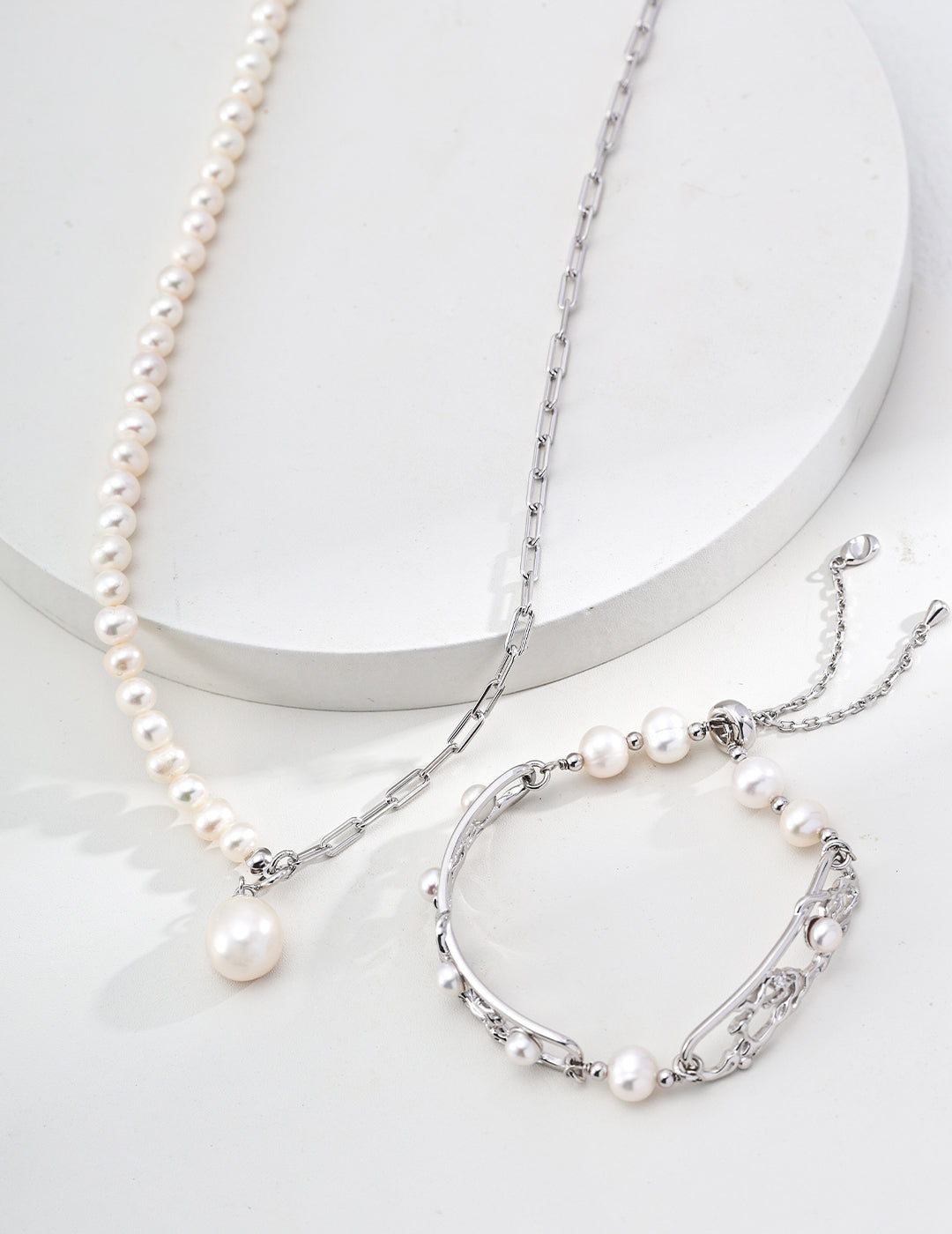 Vintage Natural Pearl Bracelet