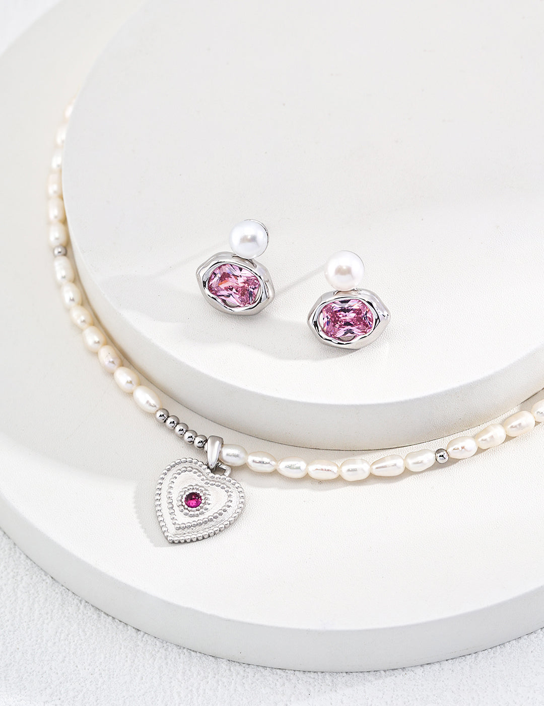 Natural Pearl Heart Shaped Zirconia Pendant Necklace