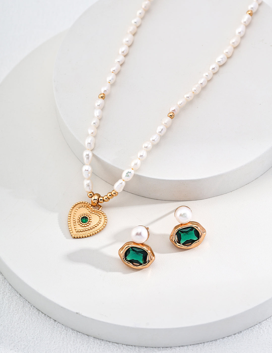 Natural Pearl Heart Shaped Zirconia Pendant Necklace