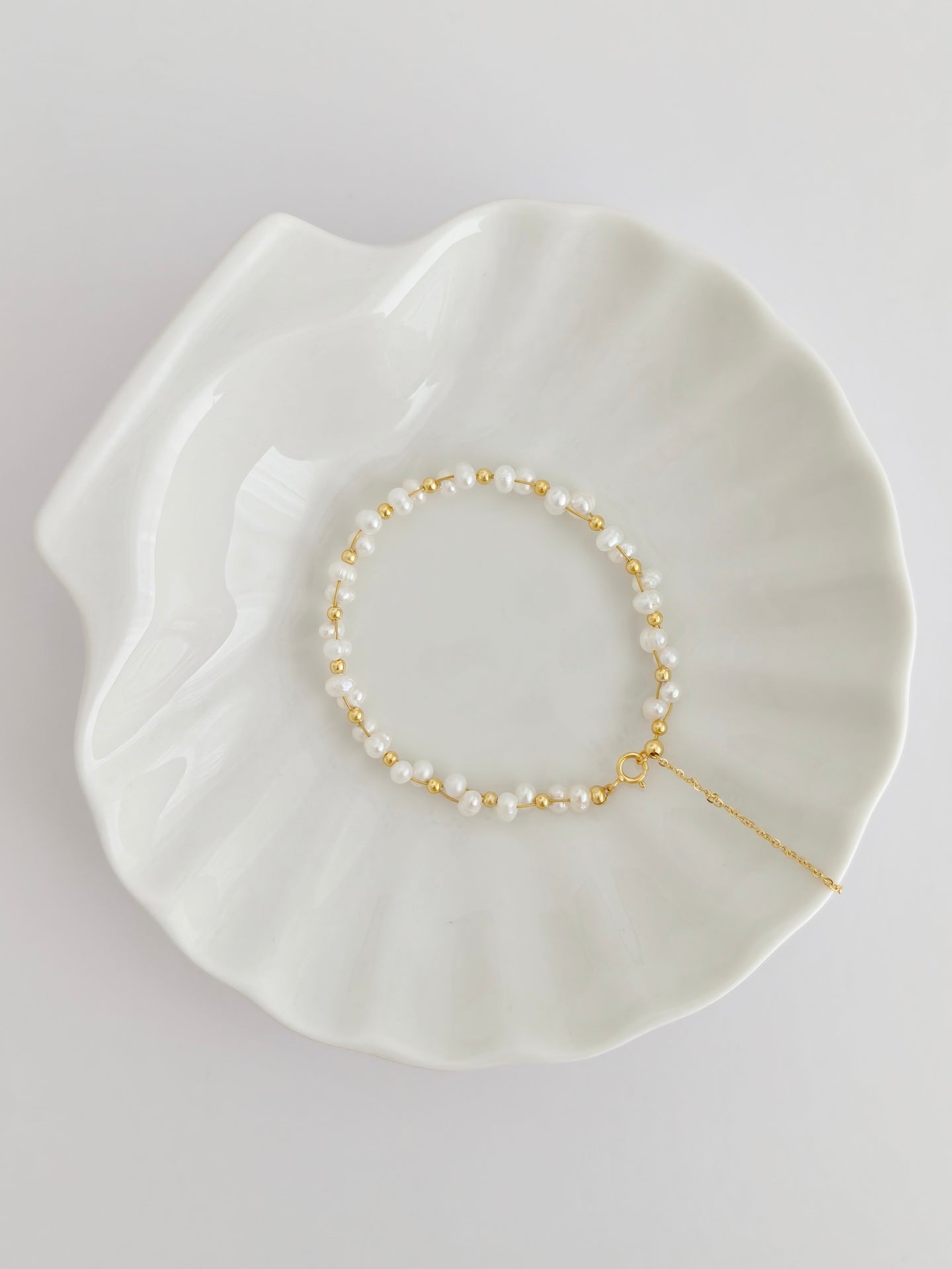 Baby's Breath Pearl Bracelet