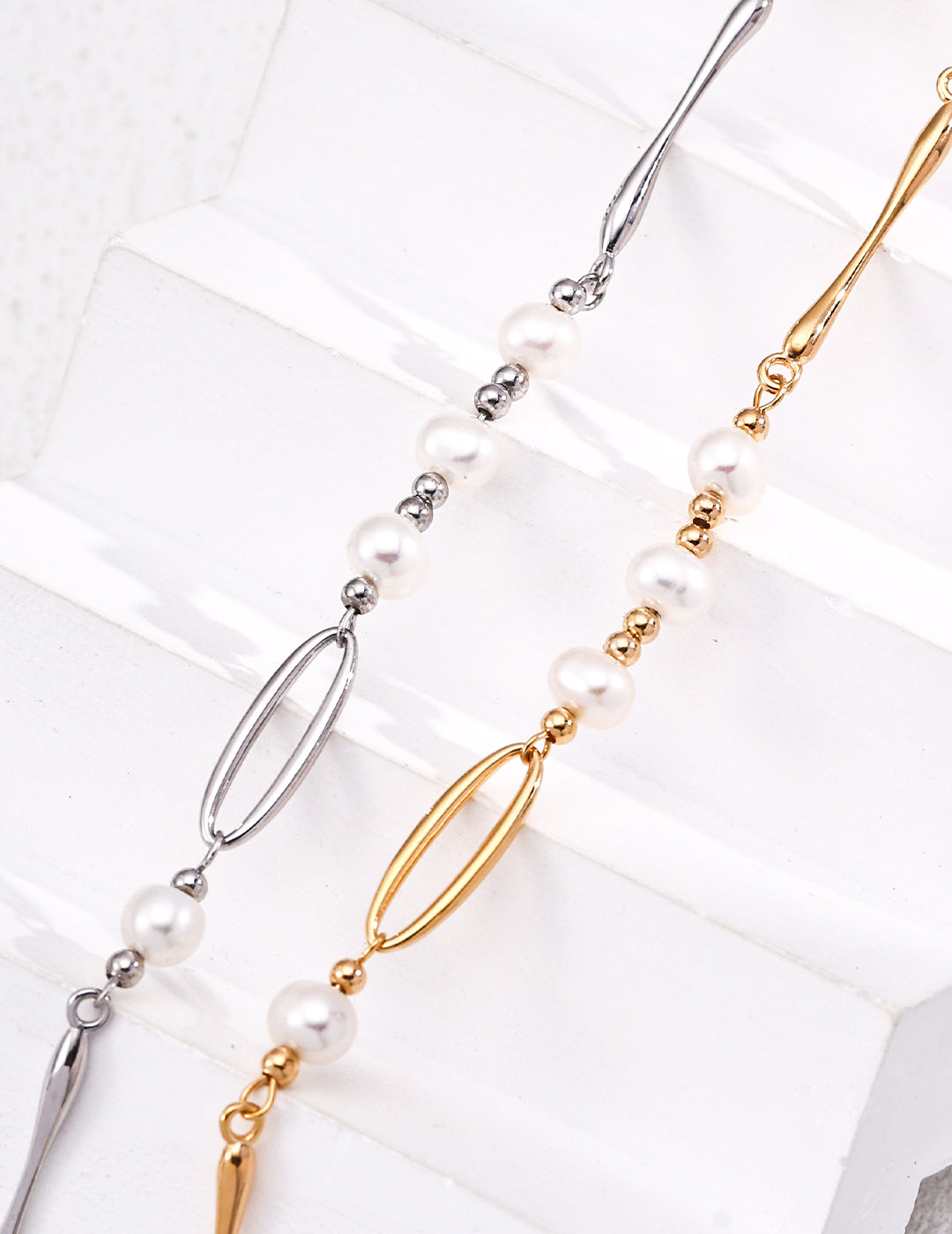Natural Design Pearl Necklace