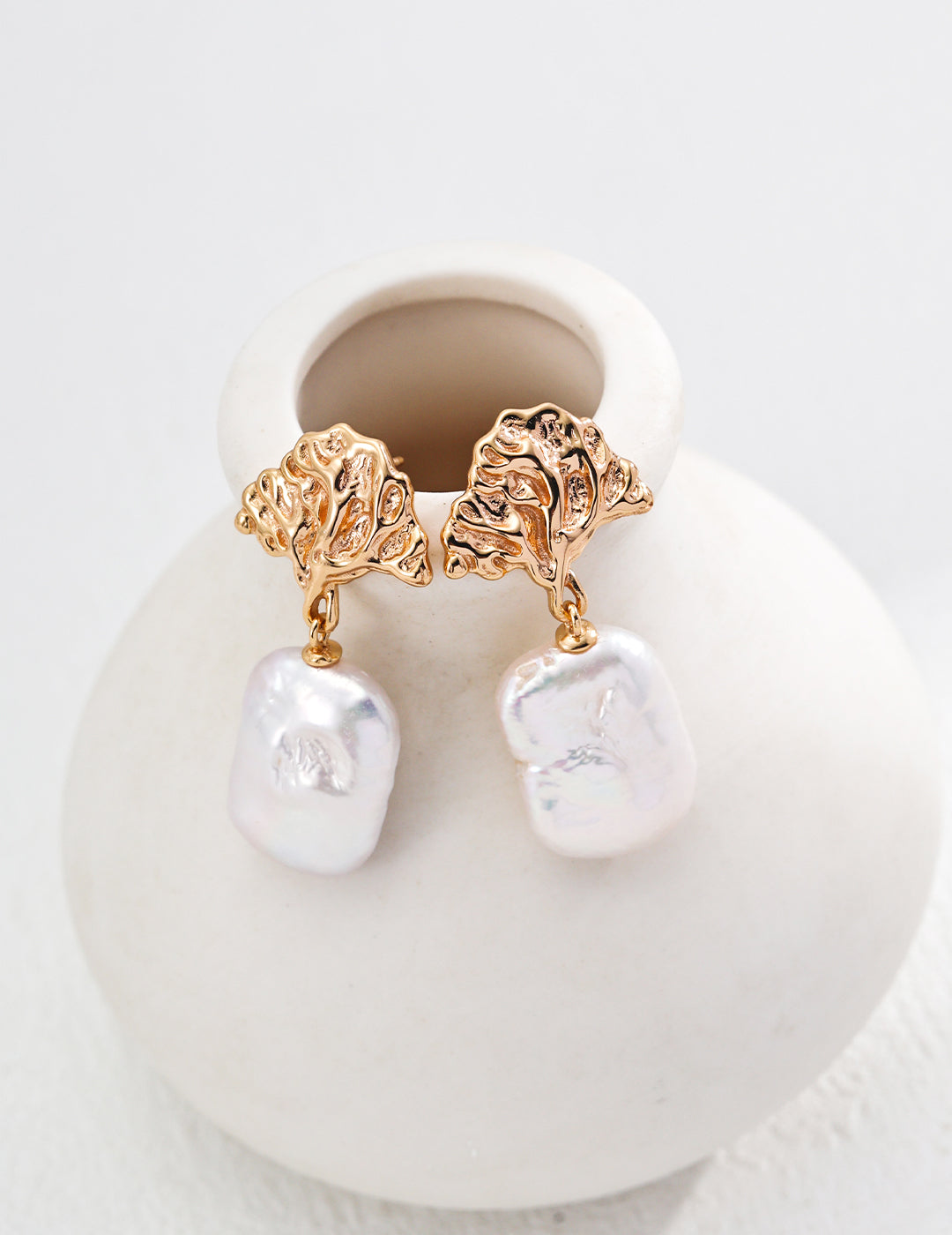 Tree Crown Shaped Pearl Earrings