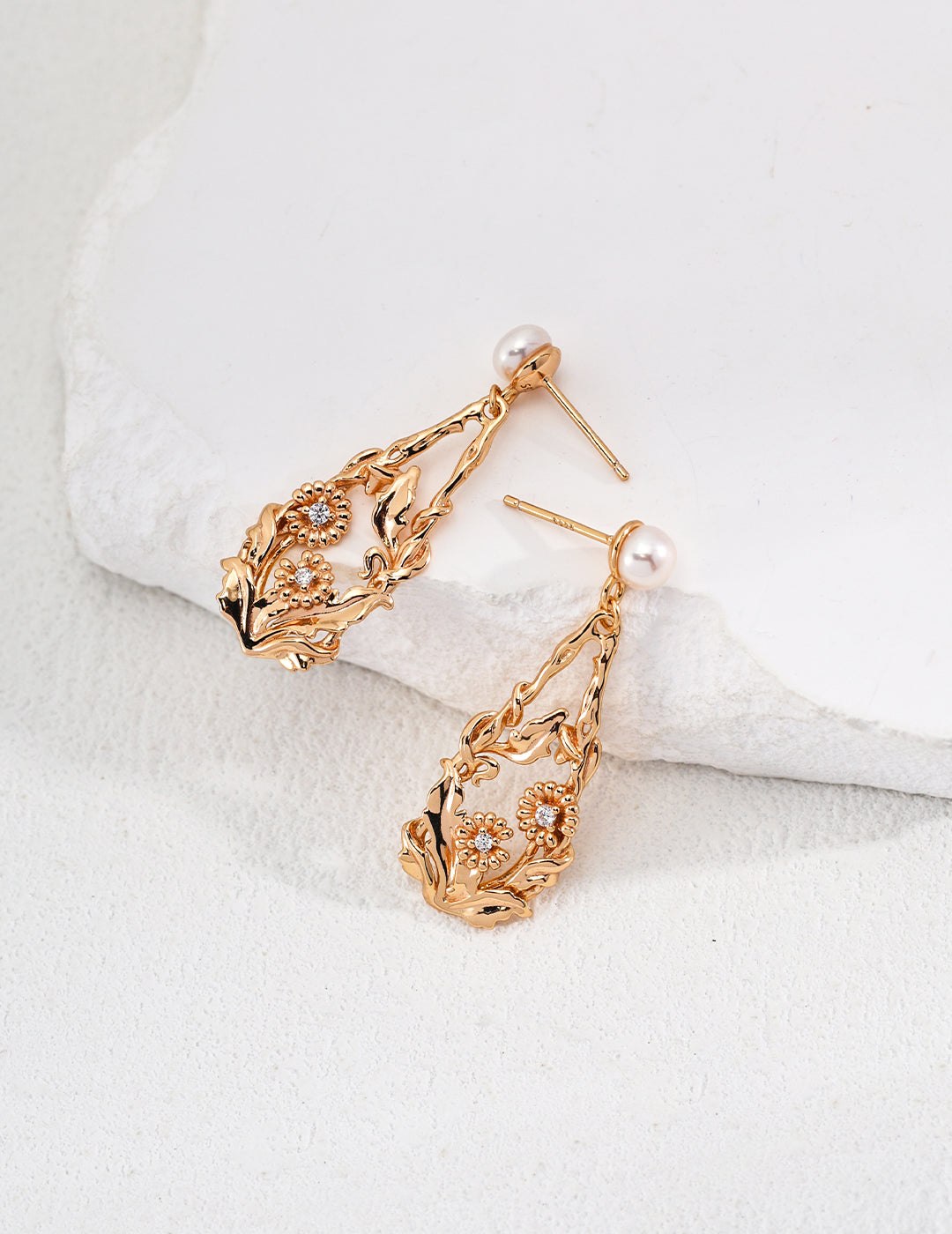 Flower-Shaped Natural Pearl and Zircon Earrings