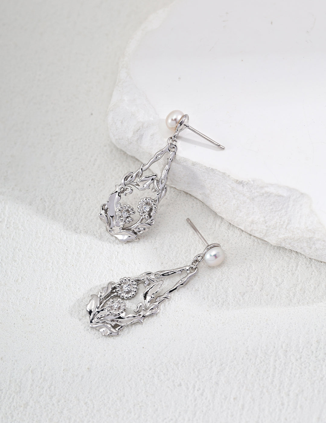 Flower-Shaped Natural Pearl and Zircon Earrings