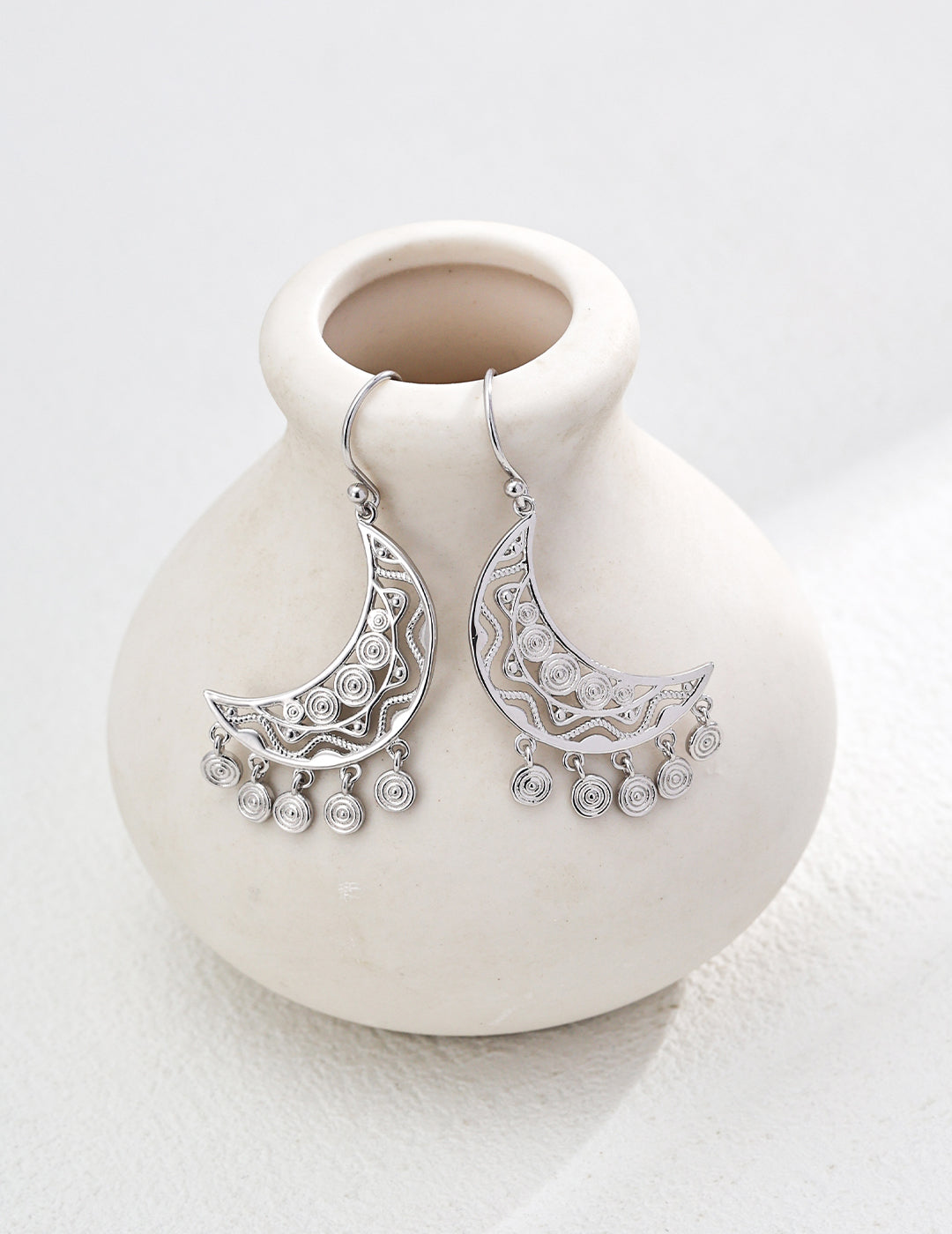 Vintage Crescent Moon Earrings