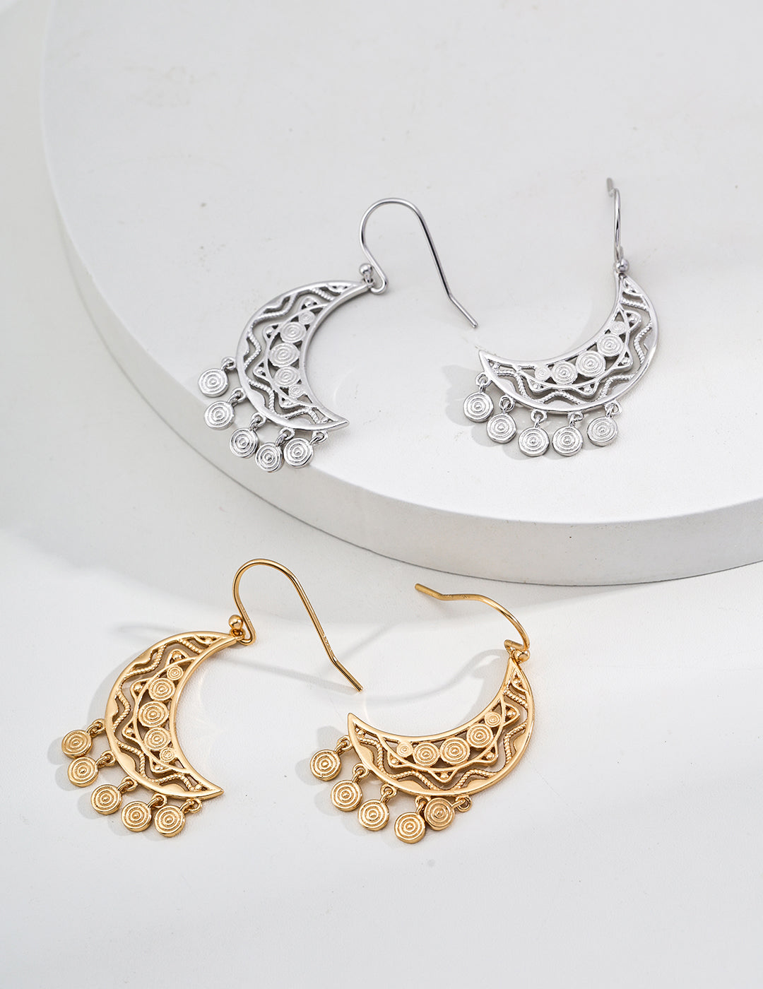 Vintage Crescent Moon Earrings