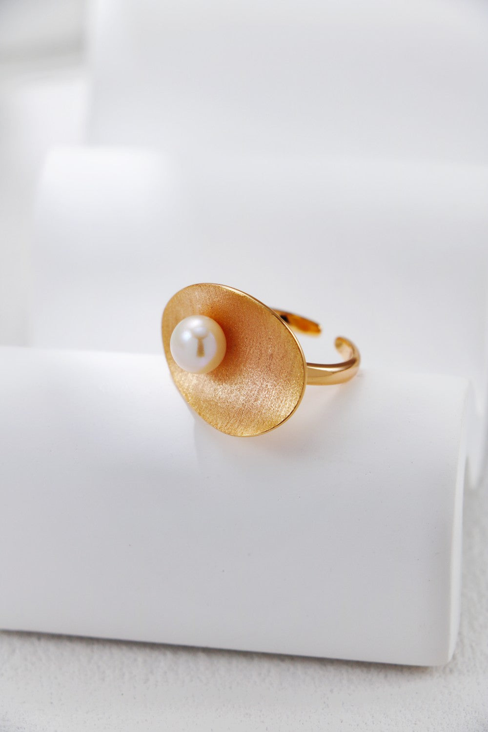 Brushed Pearl Ring
