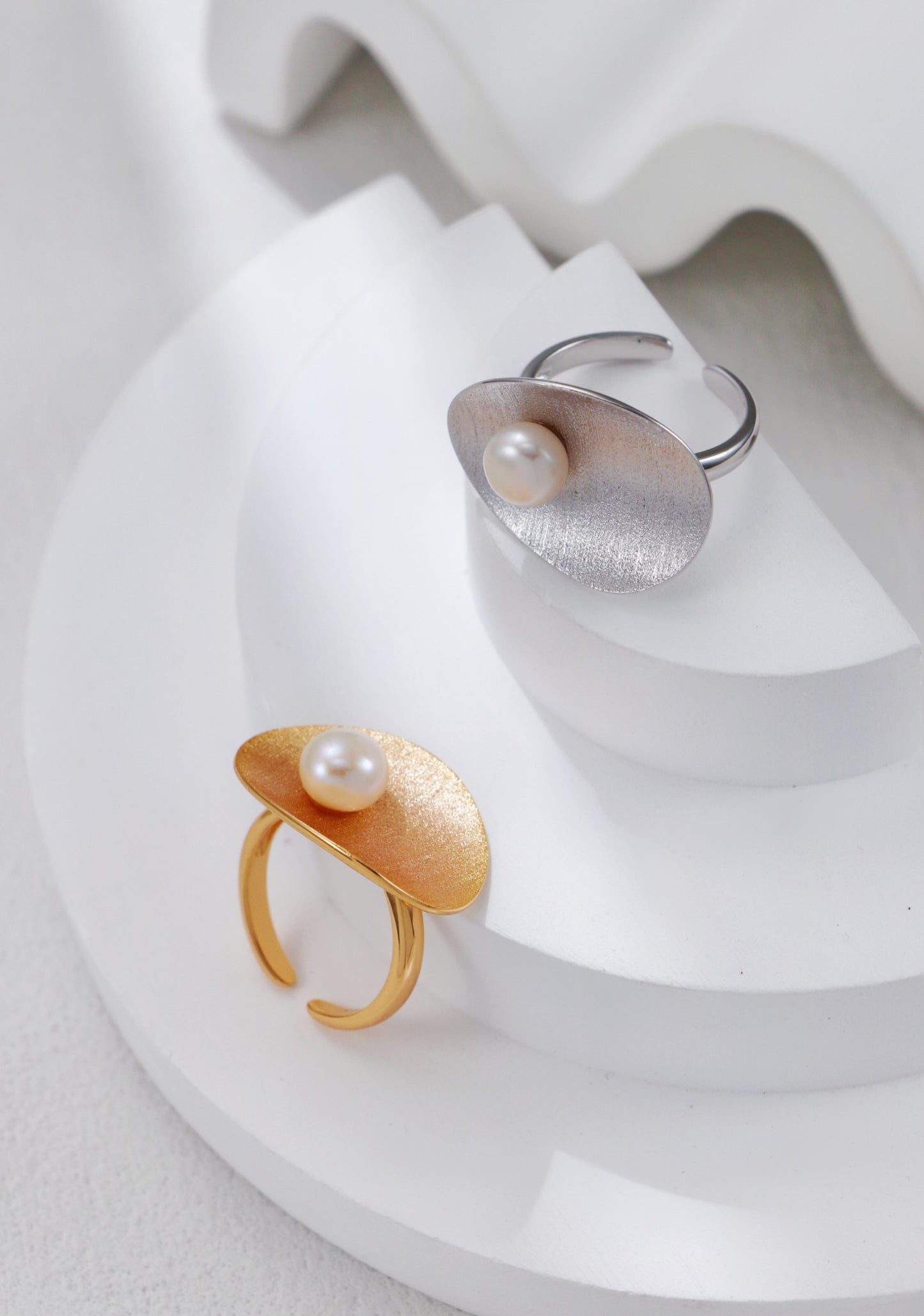 Brushed Pearl Ring