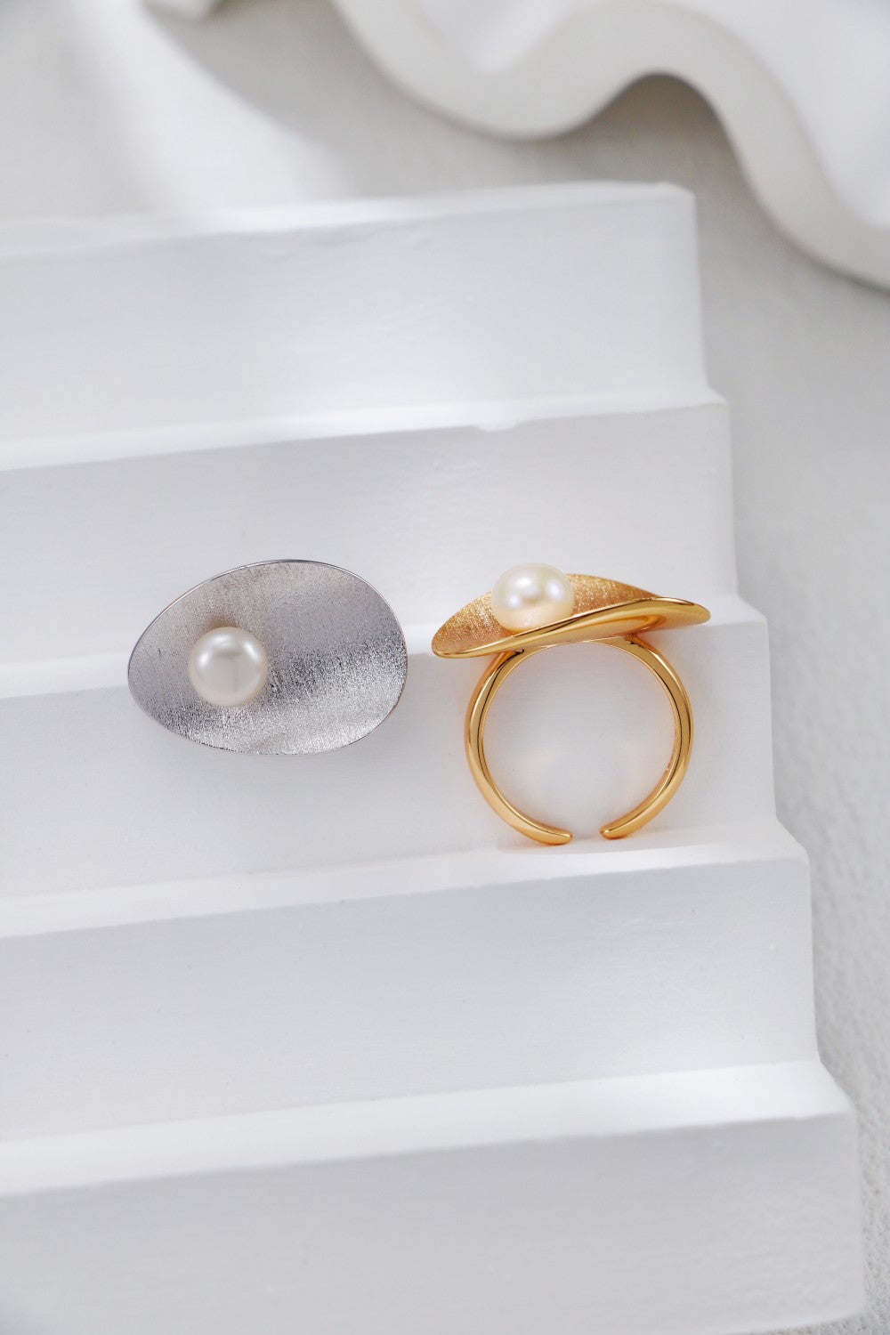Brushed Pearl Ring