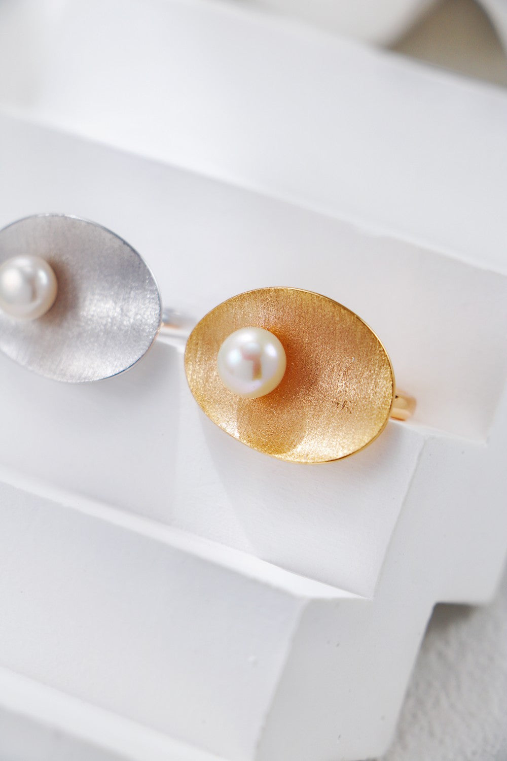 Brushed Pearl Ring