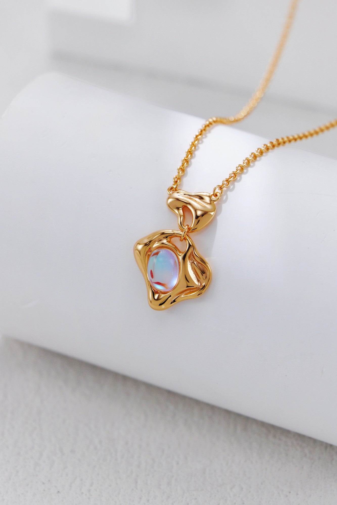 Retro Moonstone Necklace