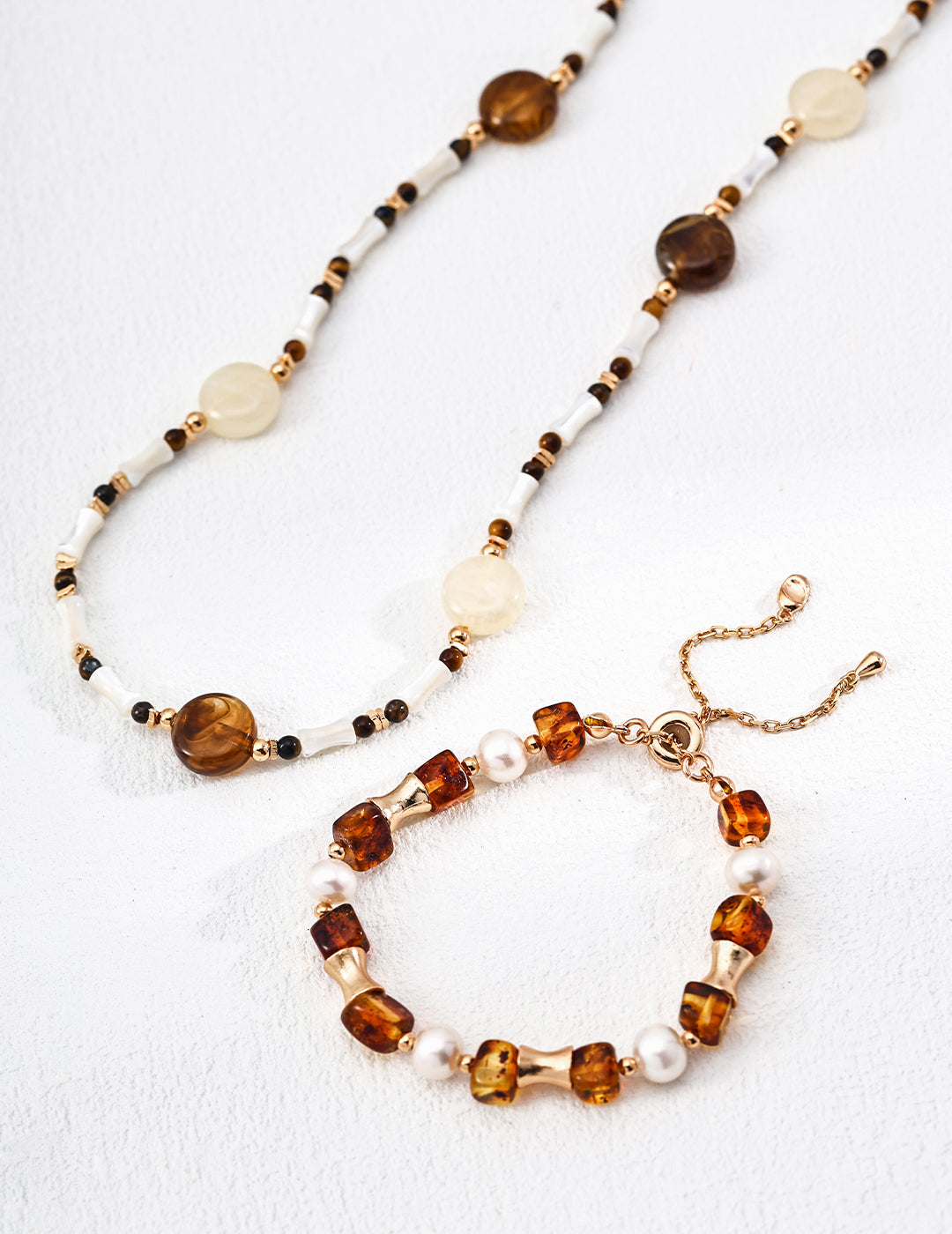 Vintage Natural Pearl Flower Amber Bracelet