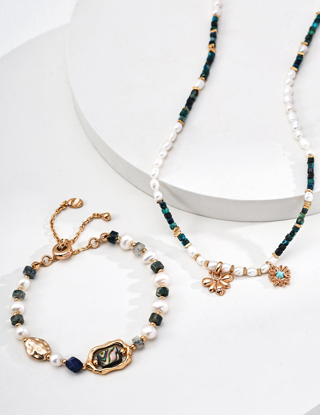 Natural Pearl Lapis Lazuli and Agate Bracelet