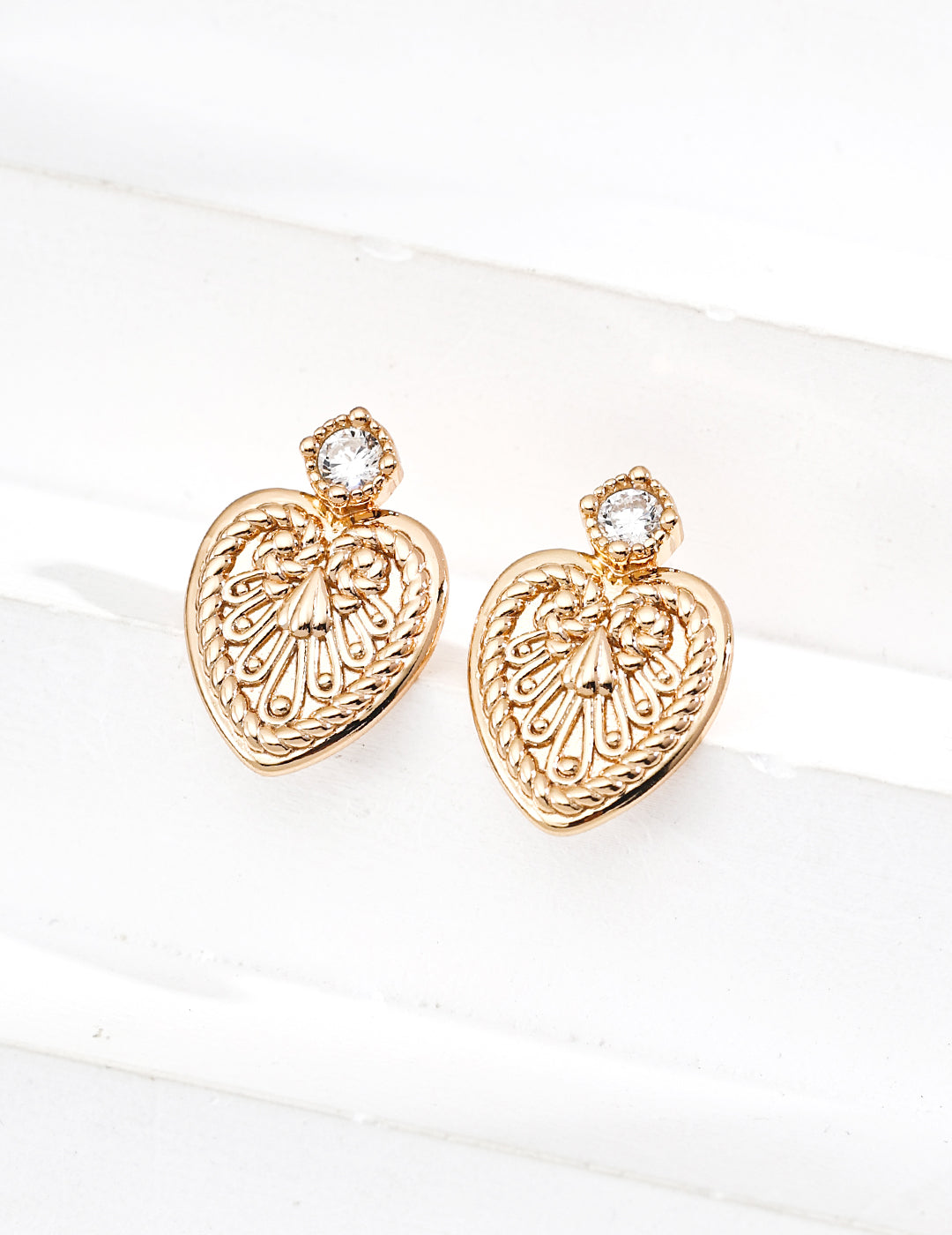 Heart Vintage-Inspired Zirconia Earrings
