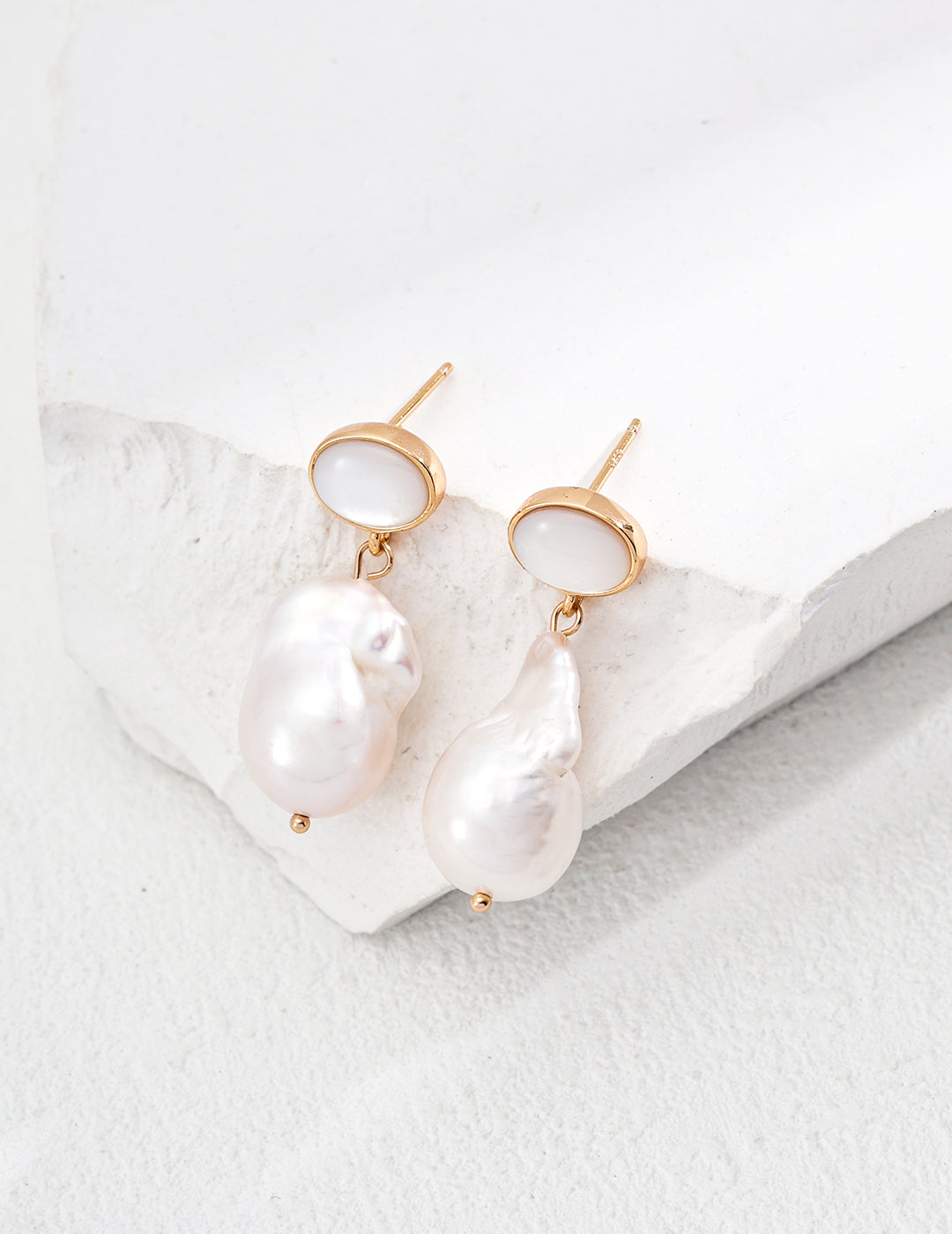 Classic Natural Pearl Shell Earrings