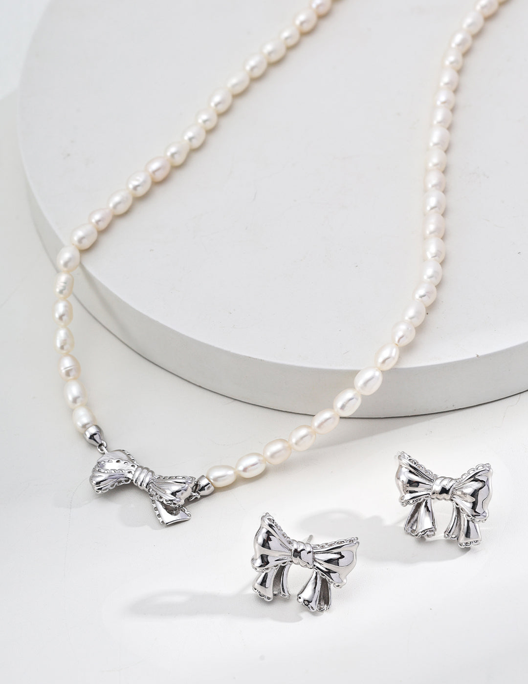 Vintage Bow Earrings