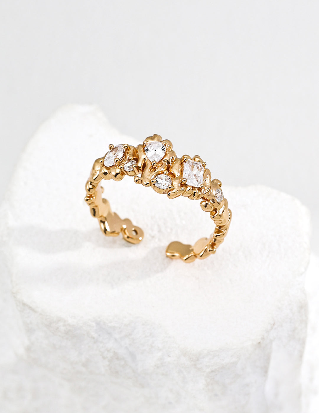 Lava Design Zircon Ring