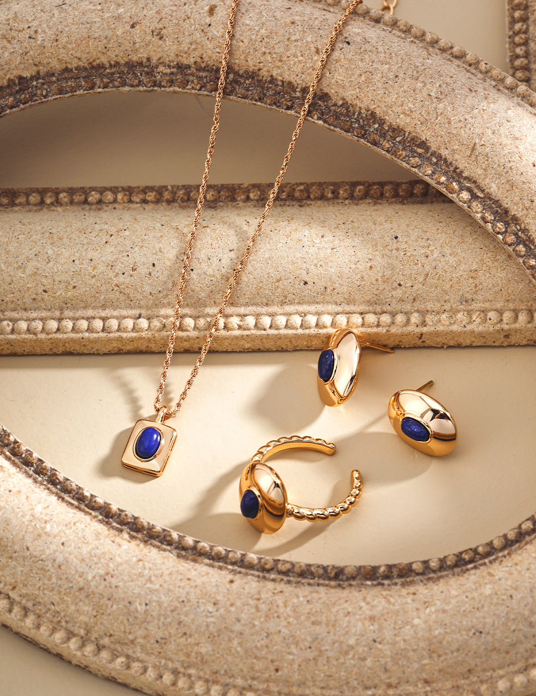Vintage Style Onyx / Lapis Lazuli Stud Earrings