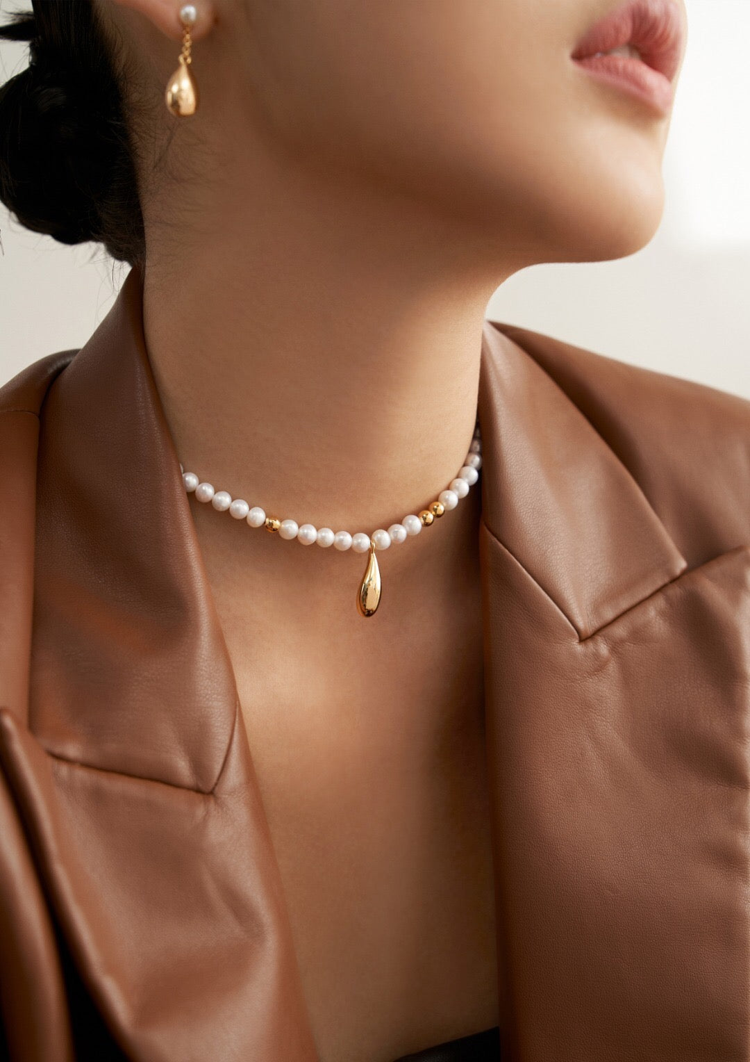 Dainty Raindrop Pearl Beaded Necklace