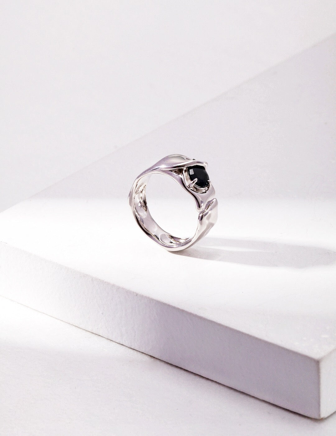 Black Spinel Band Open Ring