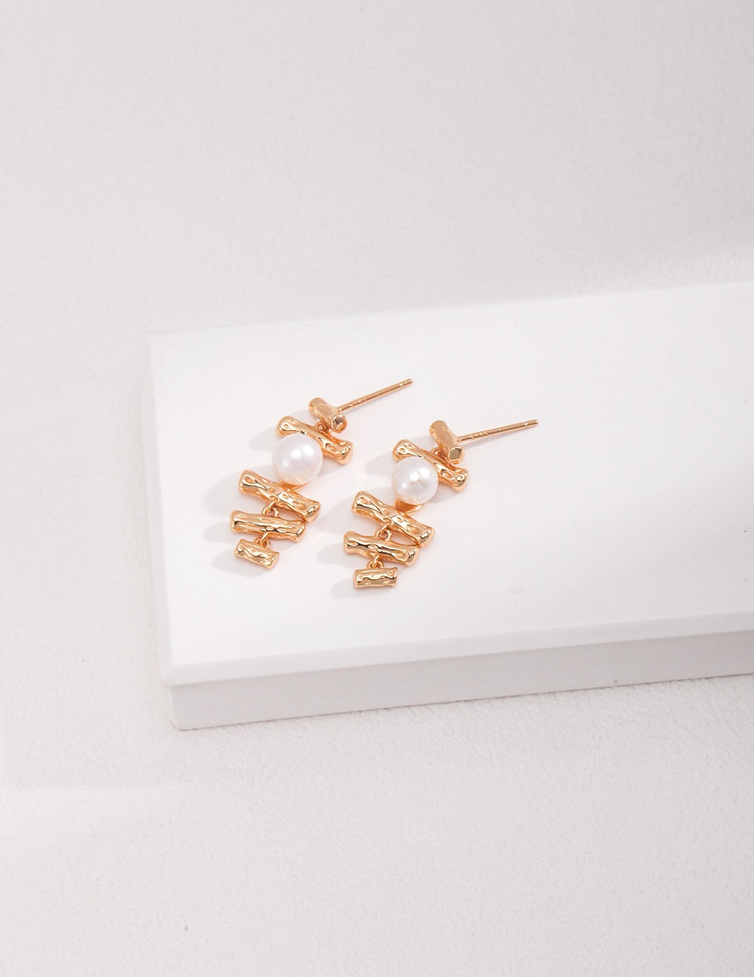 Dainty Geometric Pearl Earrings