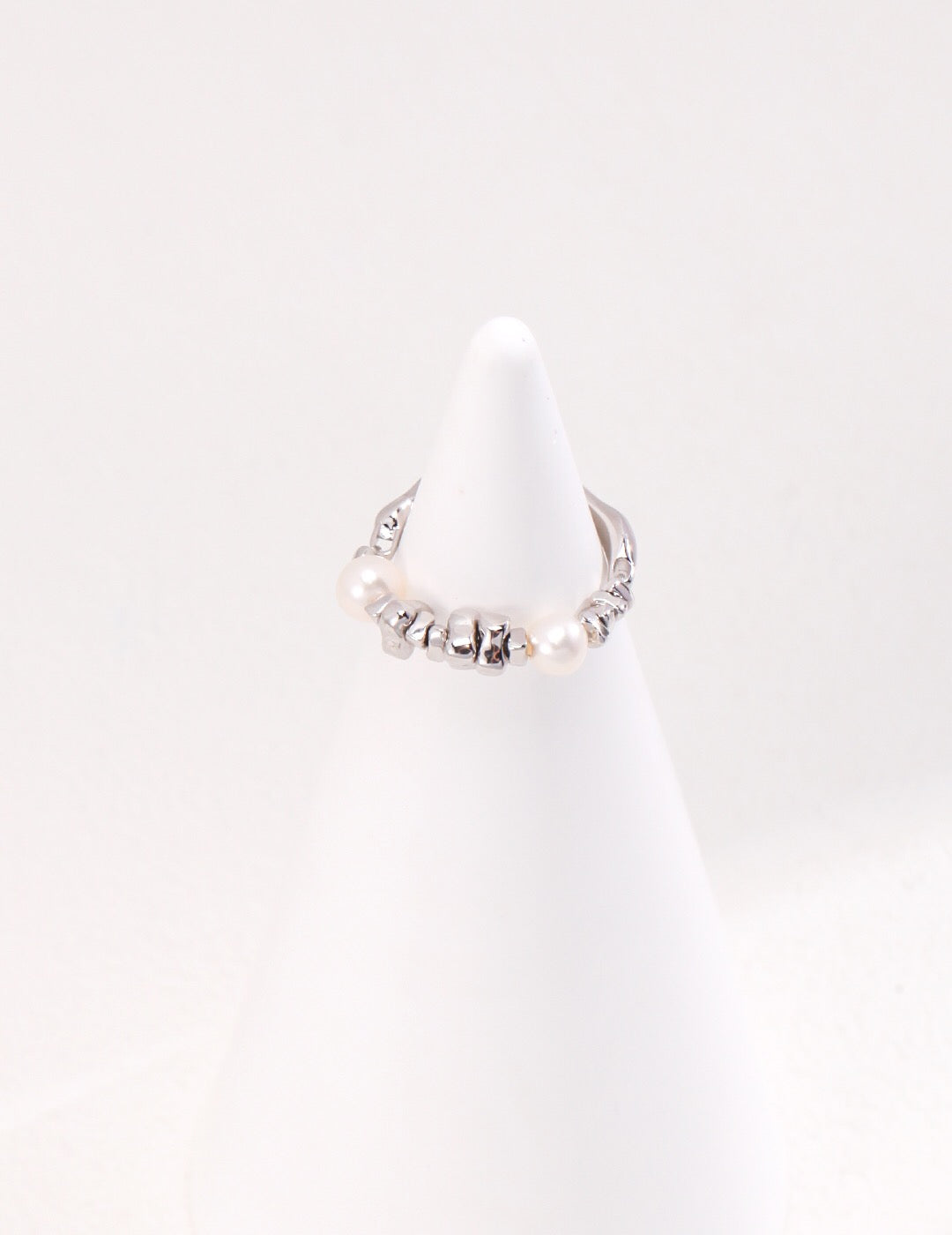 Broken Silver Beaded Pearl Ring