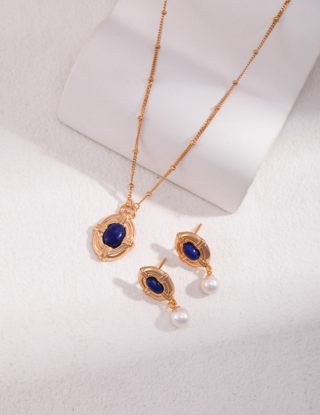 Vintage Style Lapis lazuli Necklace